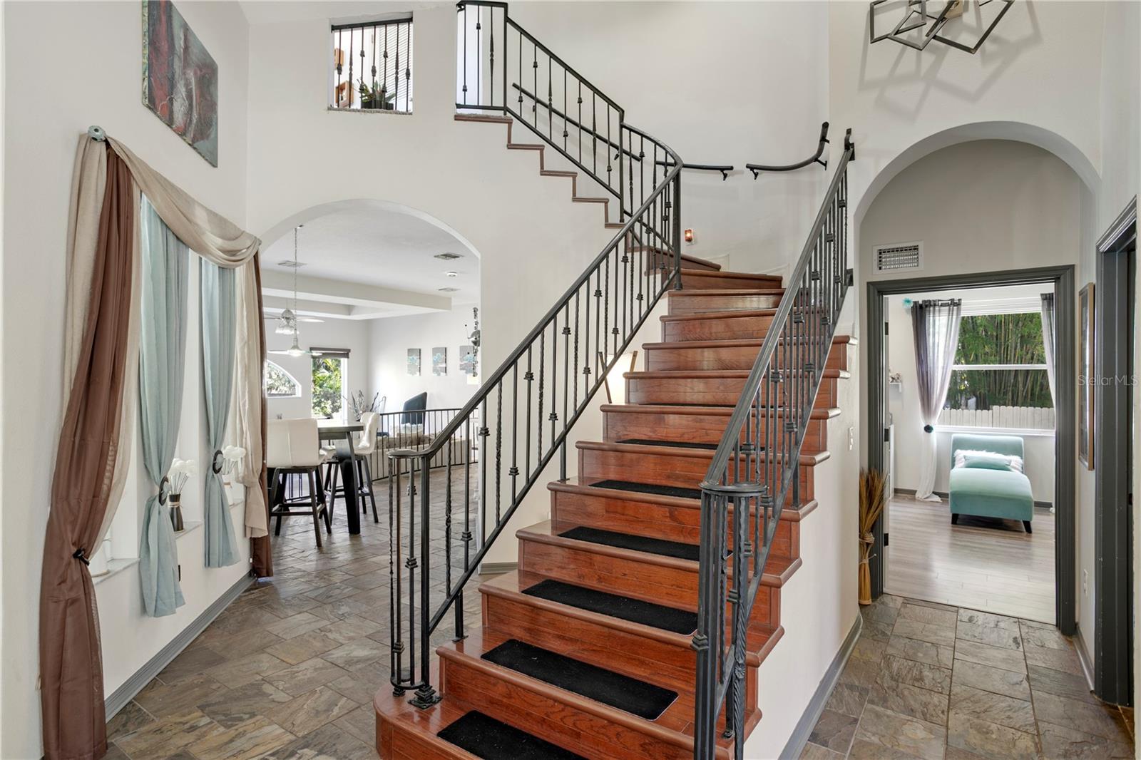 Image 27 of 60 For 10501 Cyndee Lane