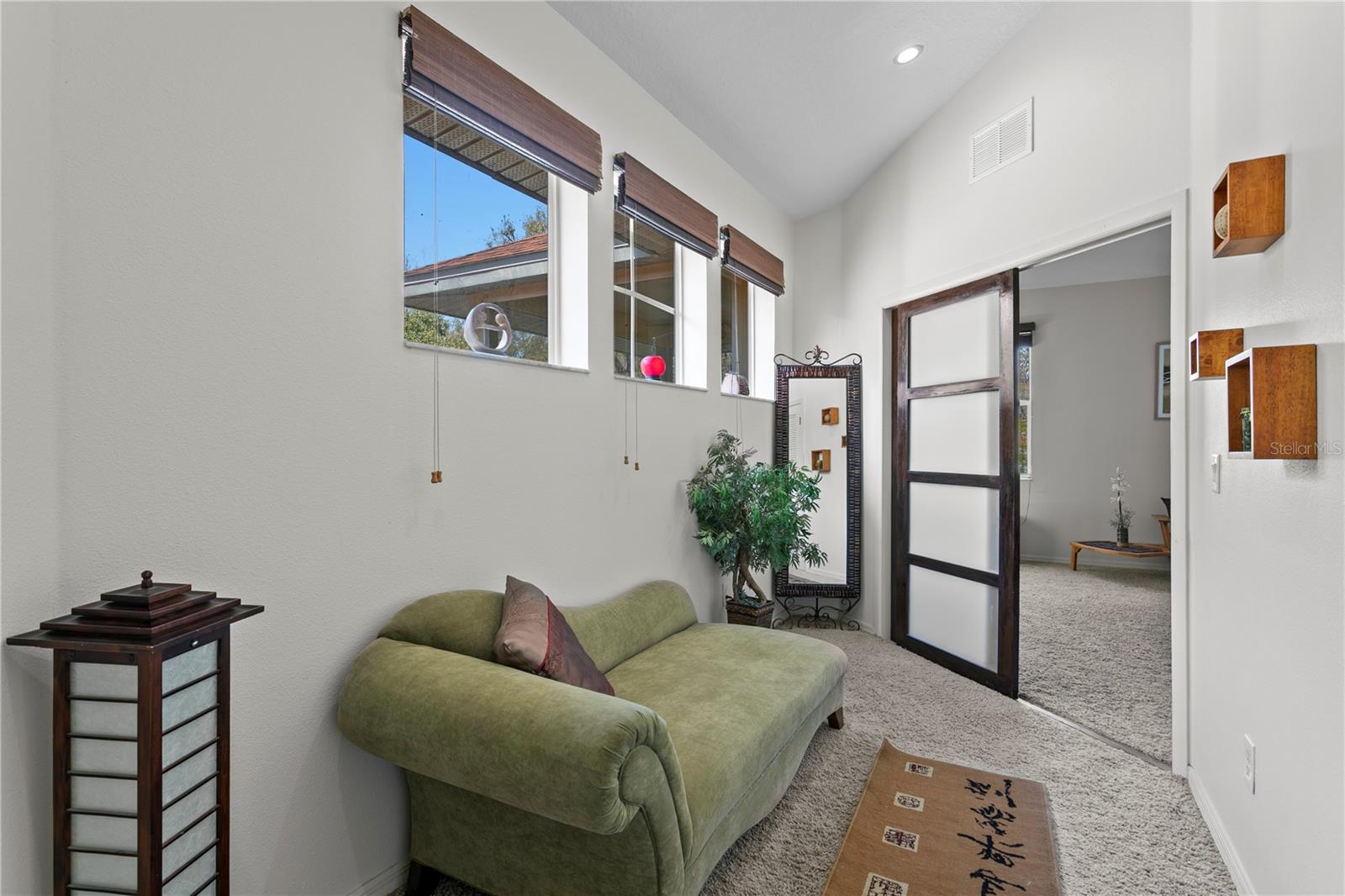 Image 28 of 60 For 10501 Cyndee Lane