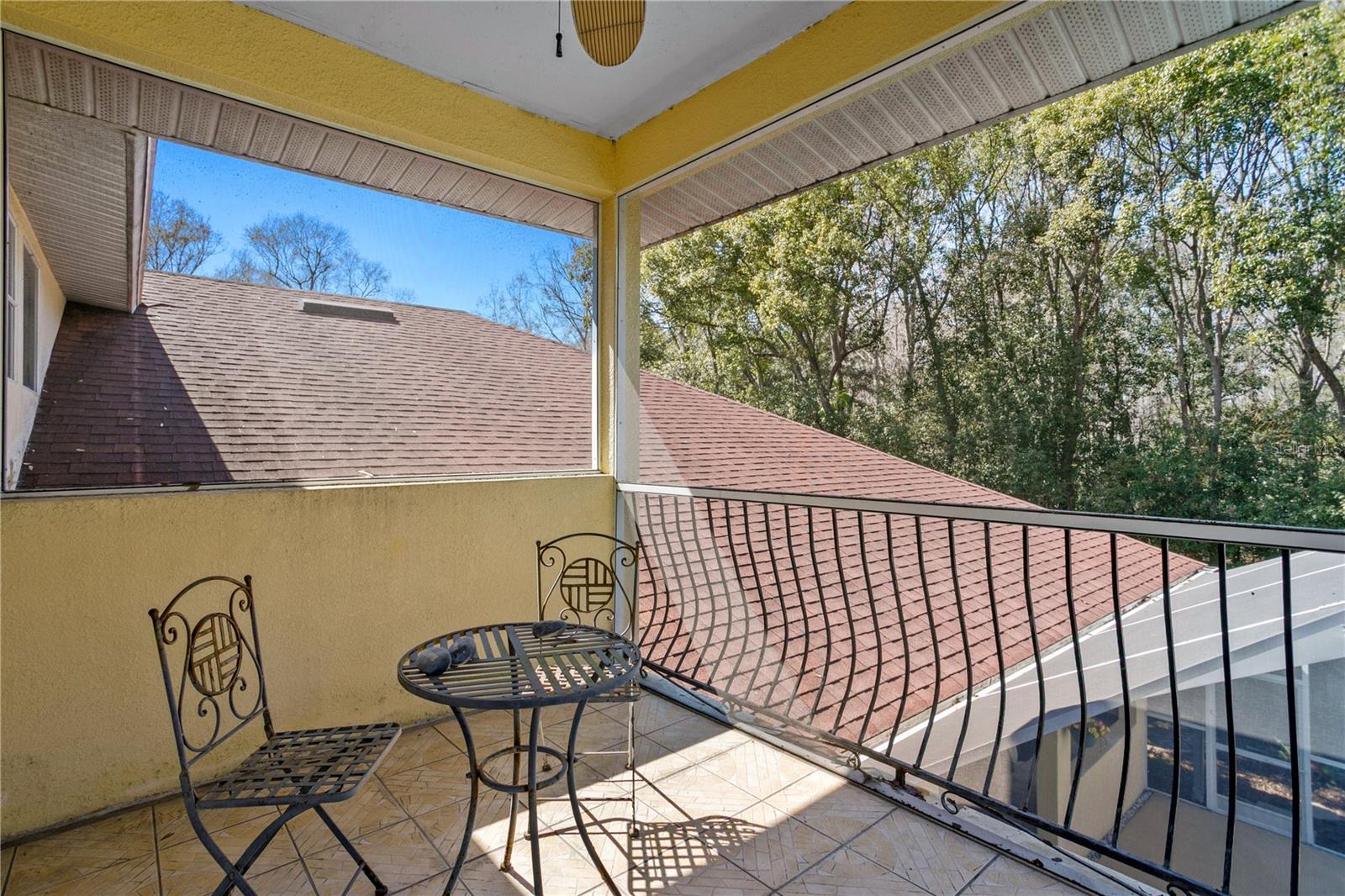 Image 36 of 60 For 10501 Cyndee Lane