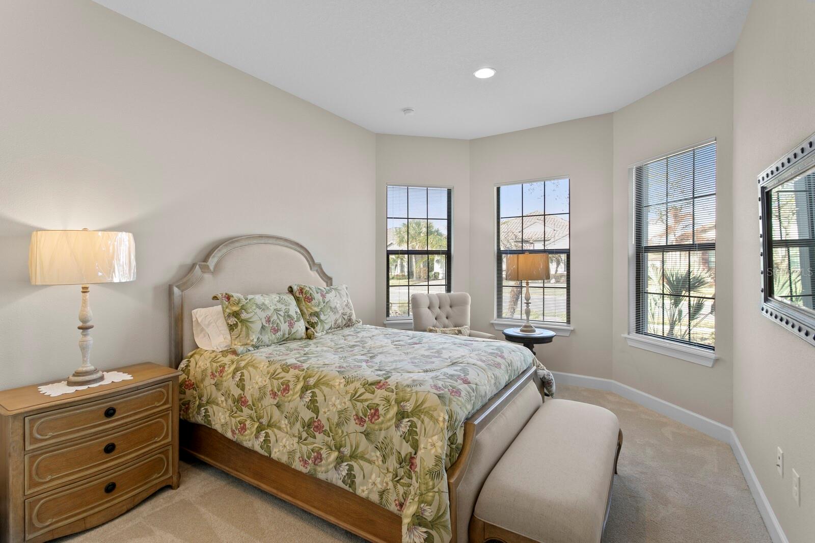 Image 32 of 57 For 8717 Sorano Villa Drive