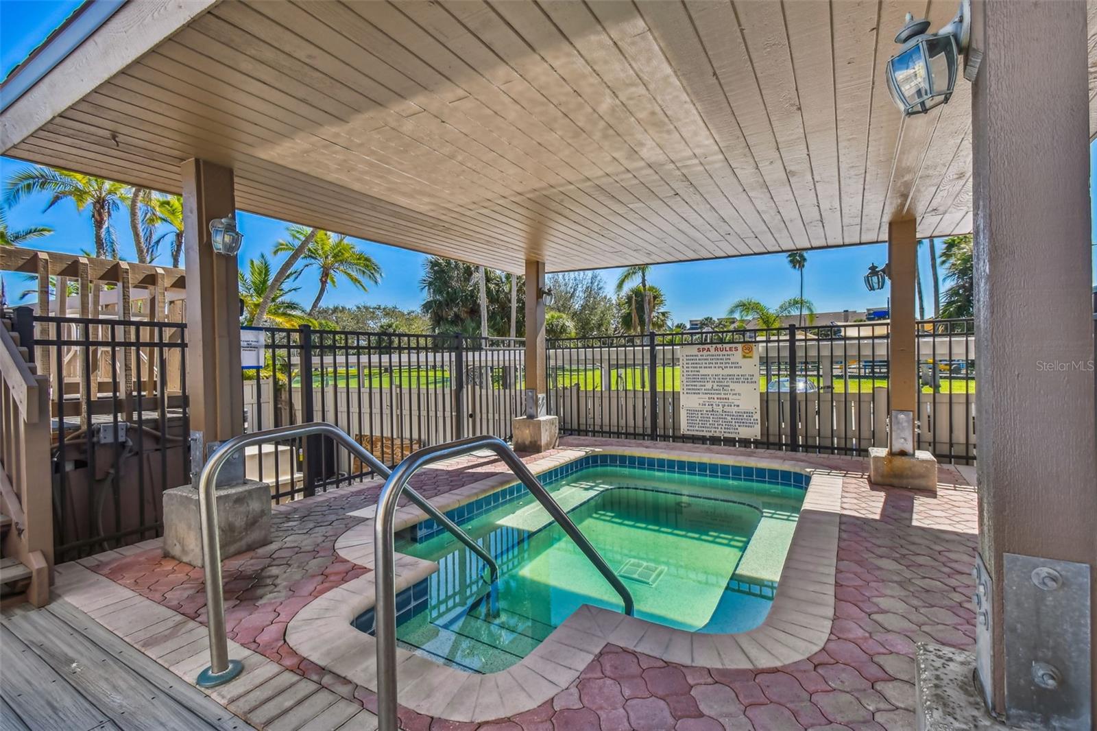 Image 42 of 54 For 10355 Paradise Boulevard 614