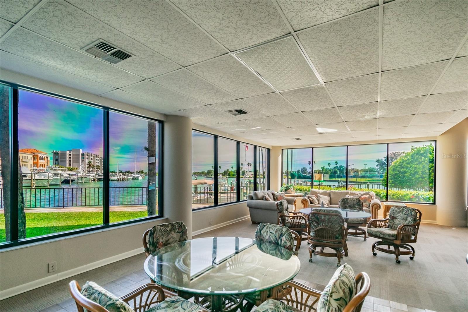 Image 44 of 54 For 10355 Paradise Boulevard 614