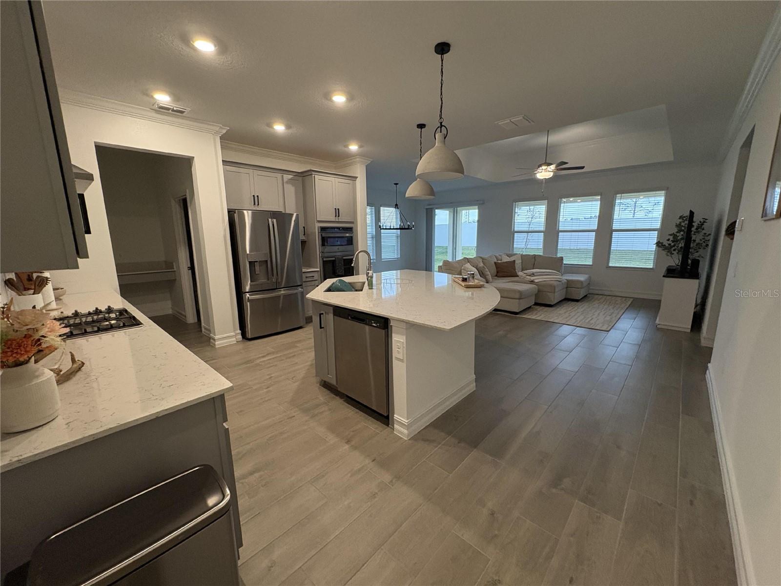 Image 5 of 38 For 11679 74th Circle E