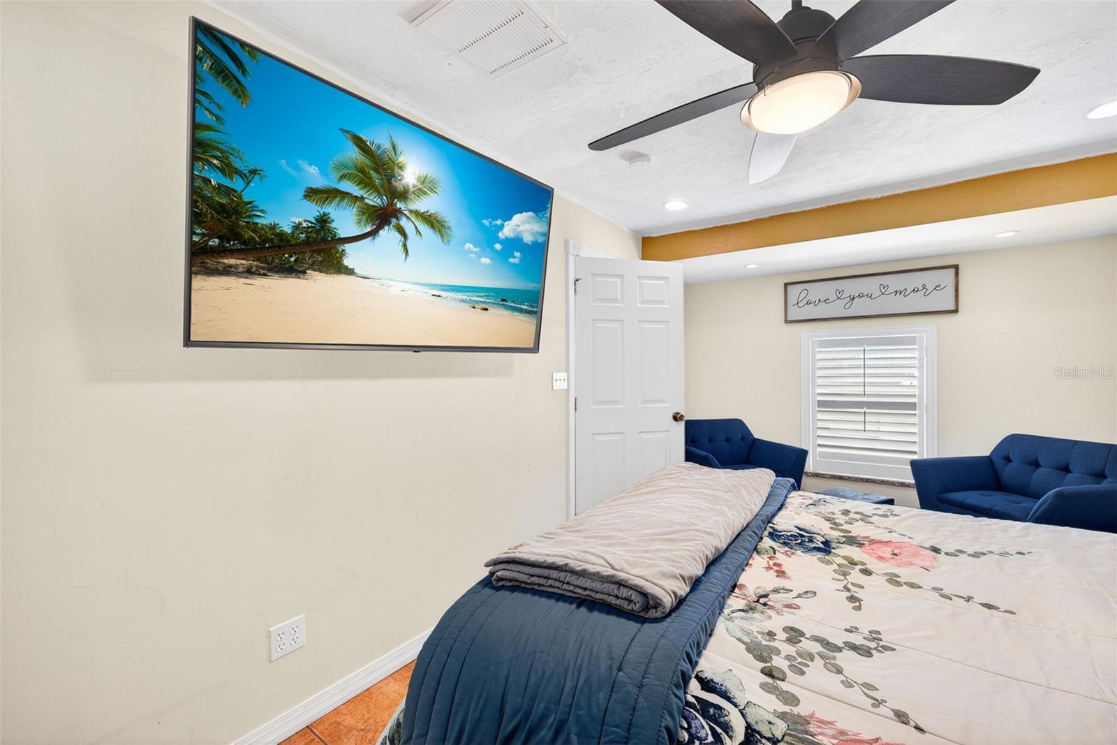 Image 19 of 39 For 219 Richmond Avenue S