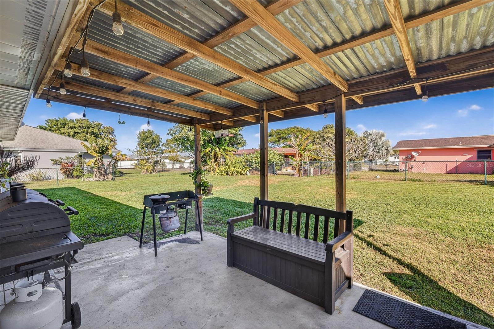 Image 23 of 39 For 219 Richmond Avenue S