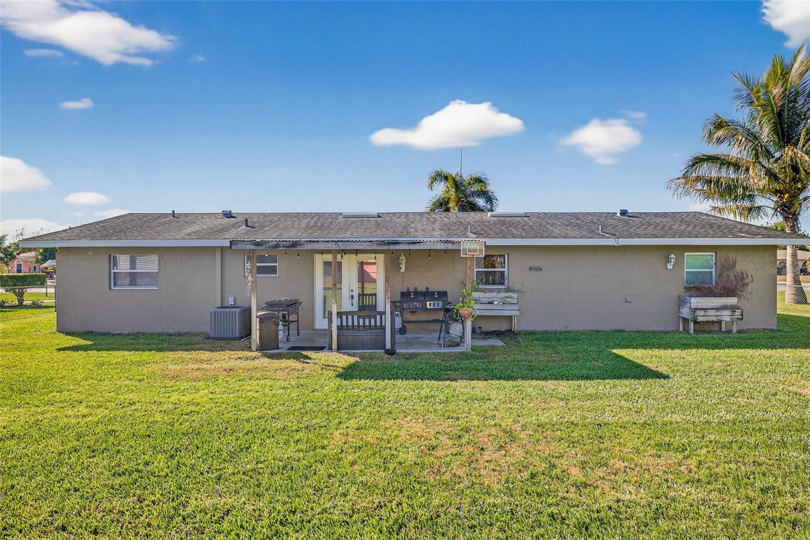 Image 25 of 39 For 219 Richmond Avenue S