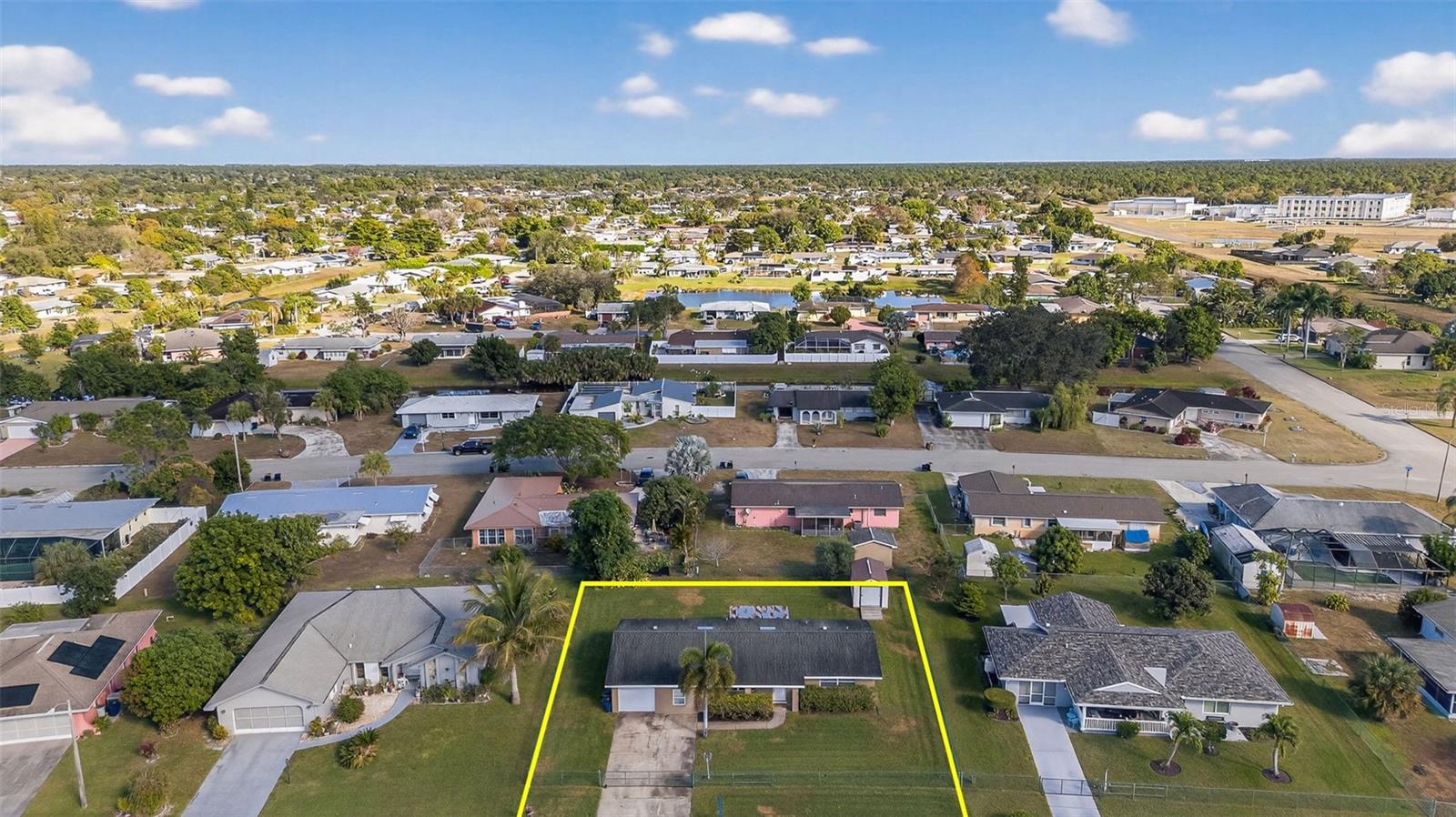 Image 37 of 39 For 219 Richmond Avenue S