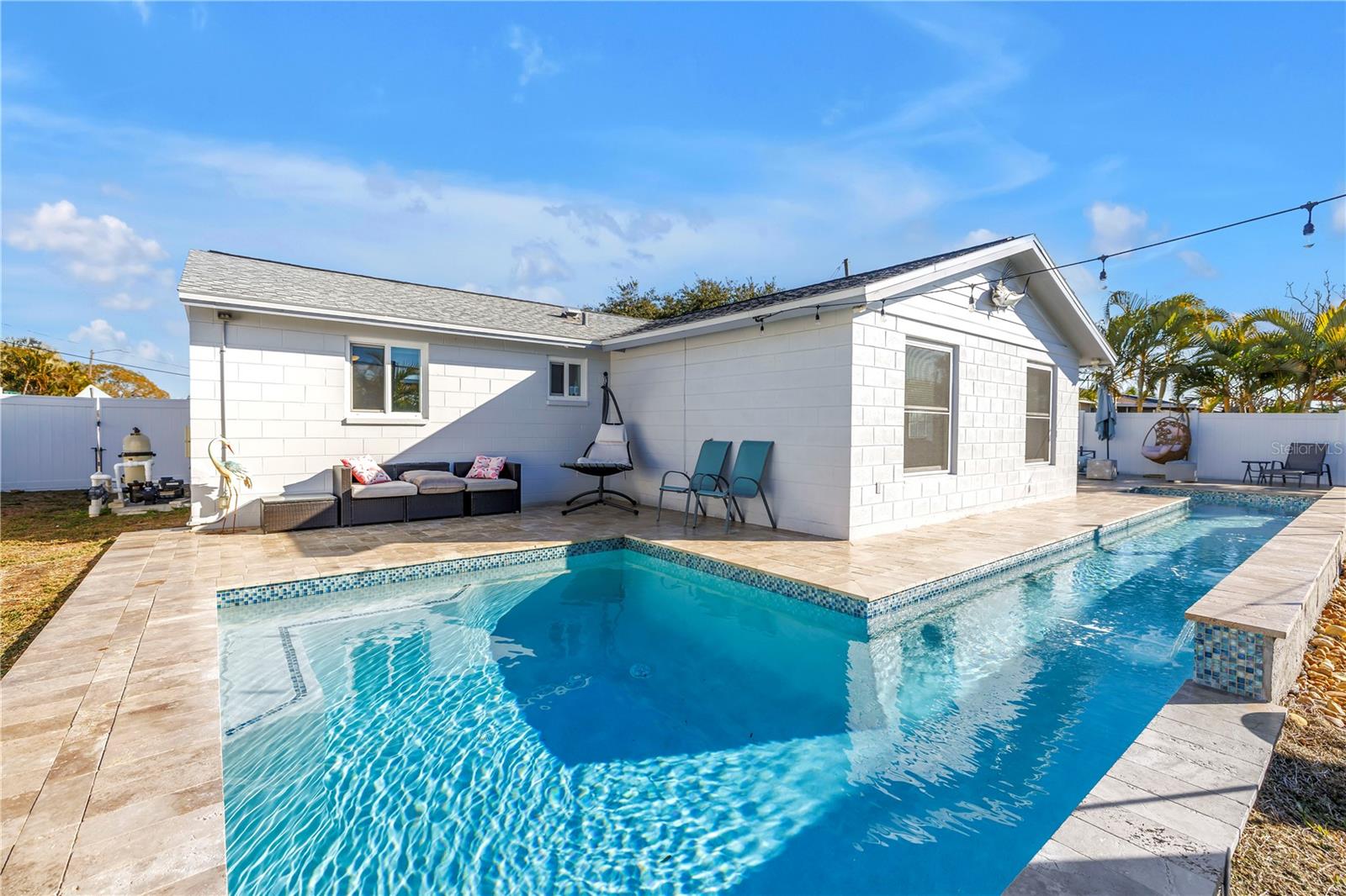 Image 40 of 54 For 354 74th Avenue Ne