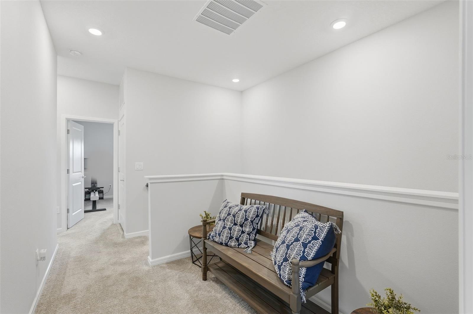 Image 18 of 31 For 343 Sandbar Avenue Ne