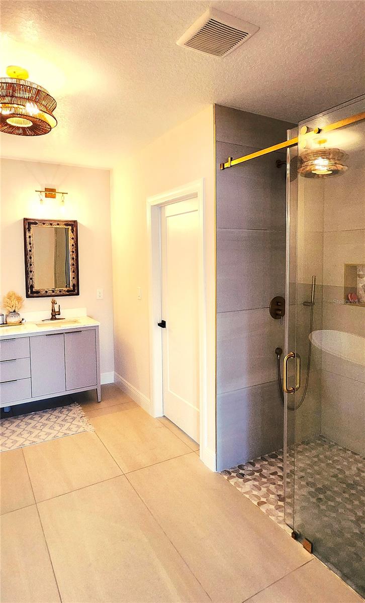 Image 44 of 65 For 5324 Jobeth Drive