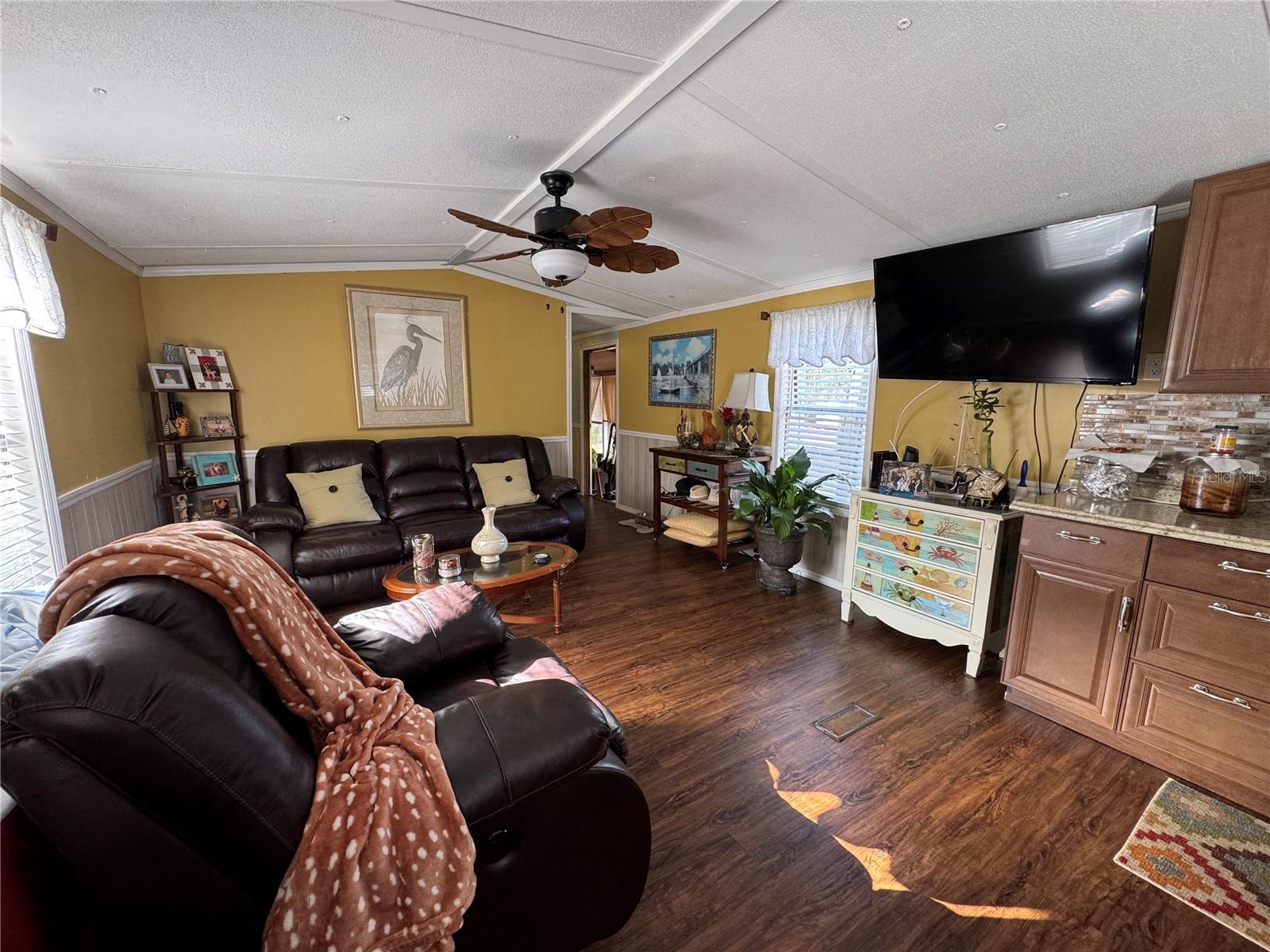 Image 9 of 24 For 12748 Via Plaza Way