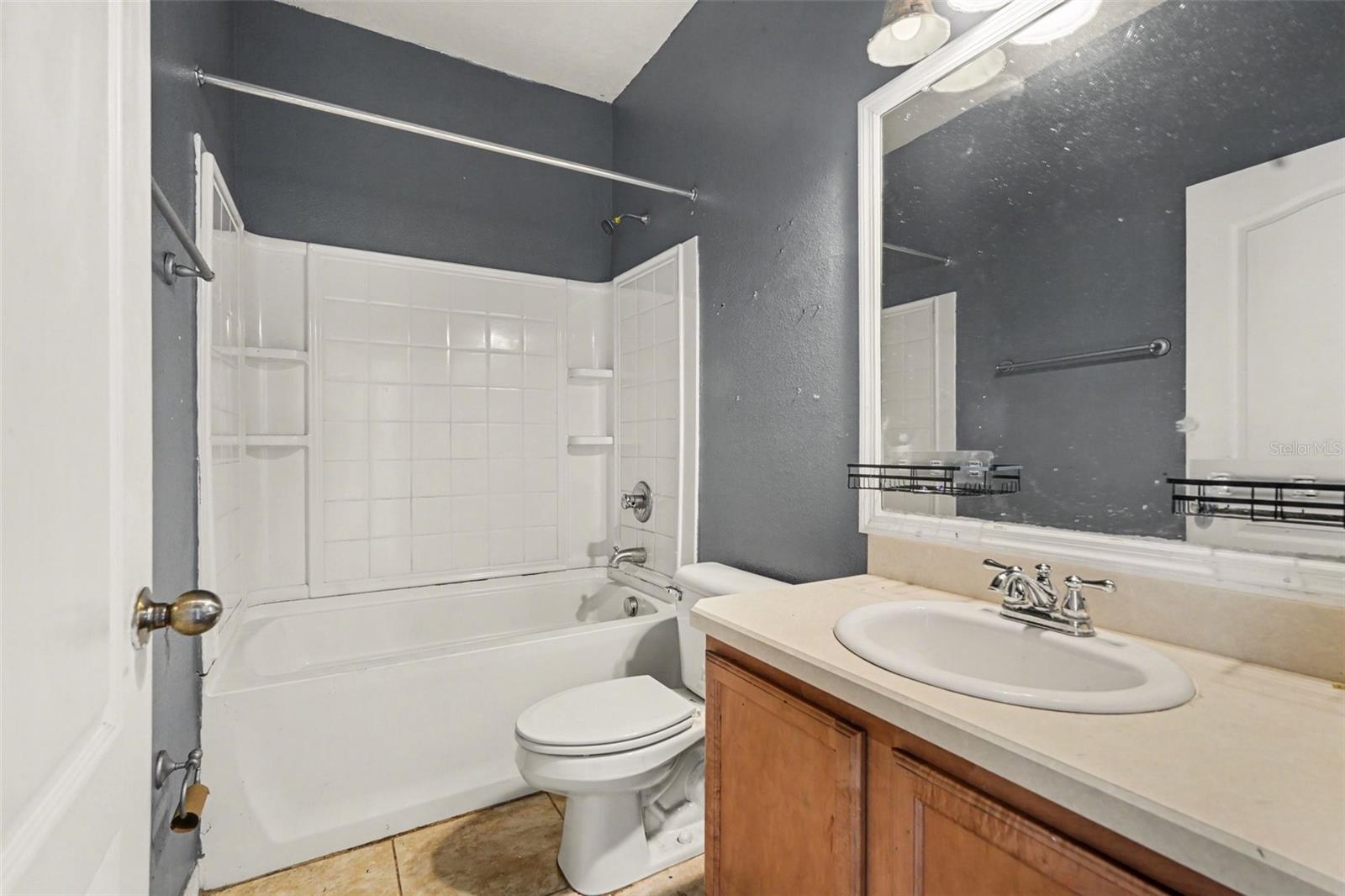 Image 24 of 31 For 11941 Palm Bay Court