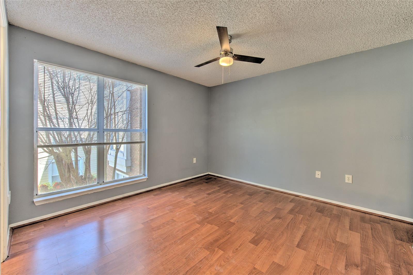 Listing photo id 19 for 10028 Strafford Oak Court 716