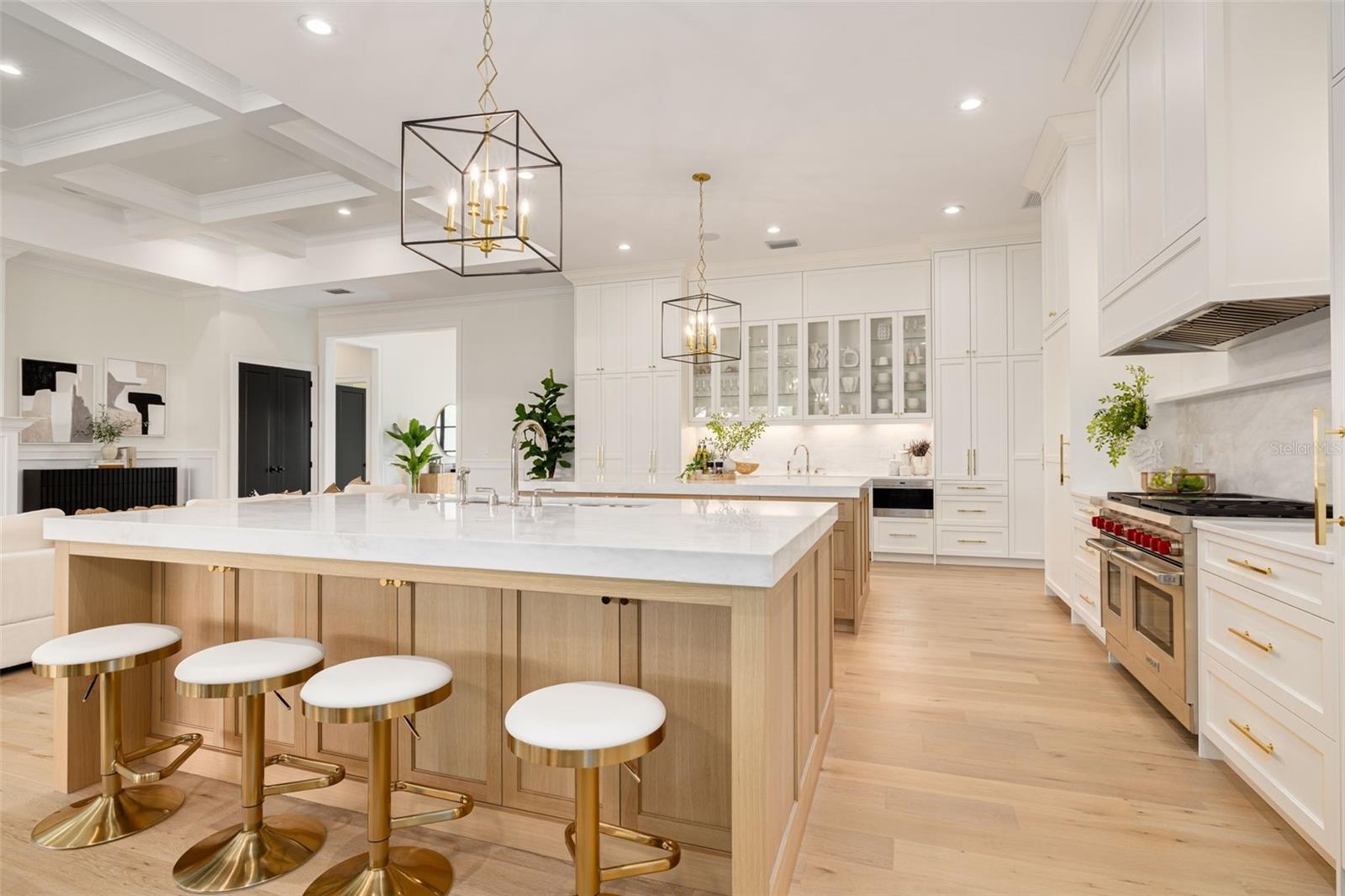 Image 12 of 49 For 634 Poinsettia Road