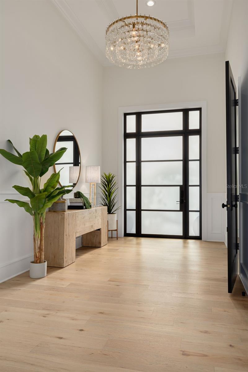 Image 4 of 49 For 634 Poinsettia Road