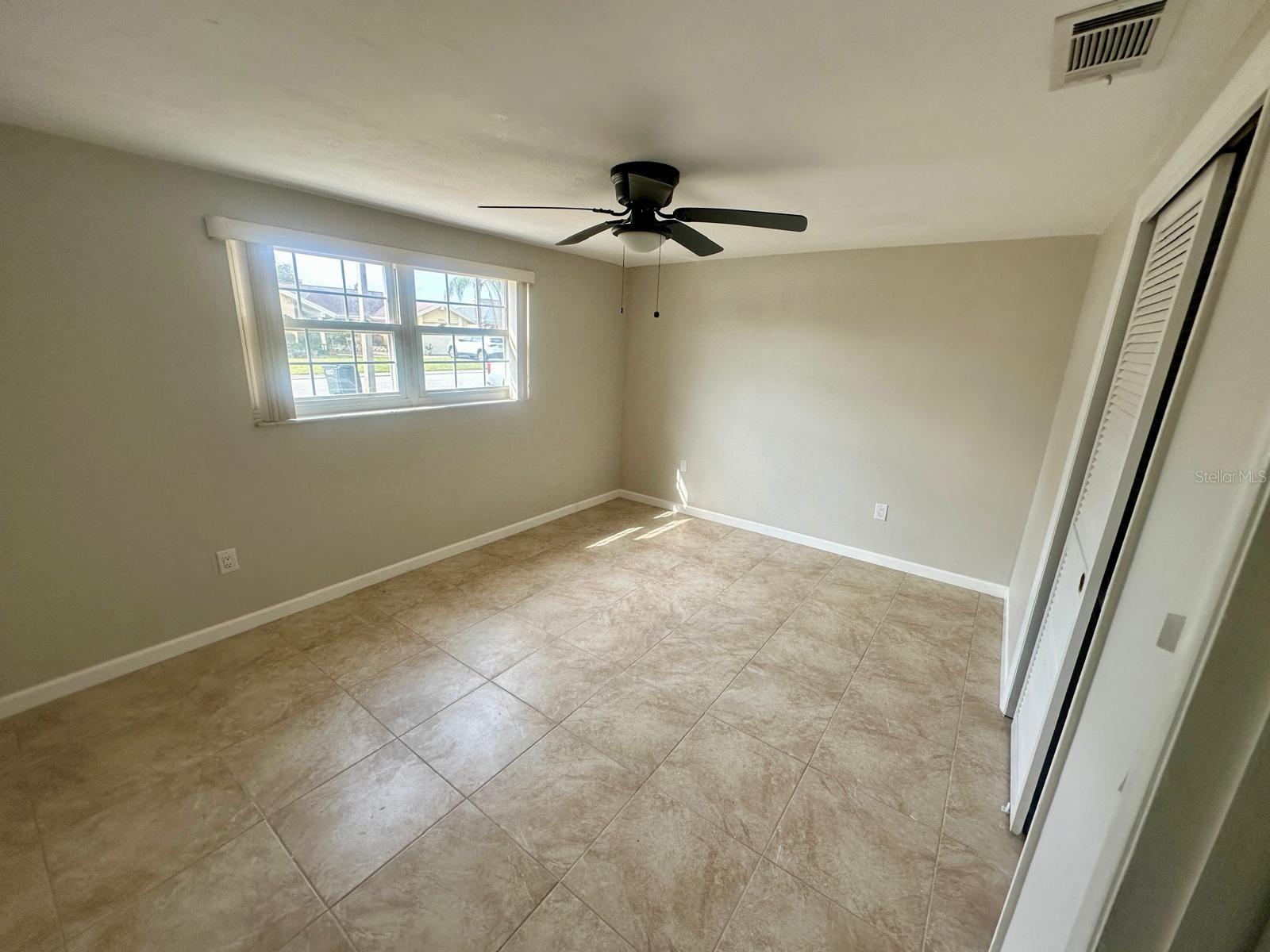 Image 8 of 12 For 4033 Newcastle Drive