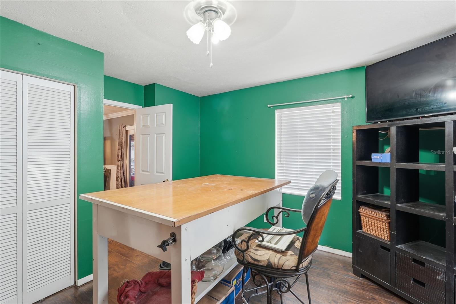 Image 10 of 26 For 17603 Cranbrook Drive