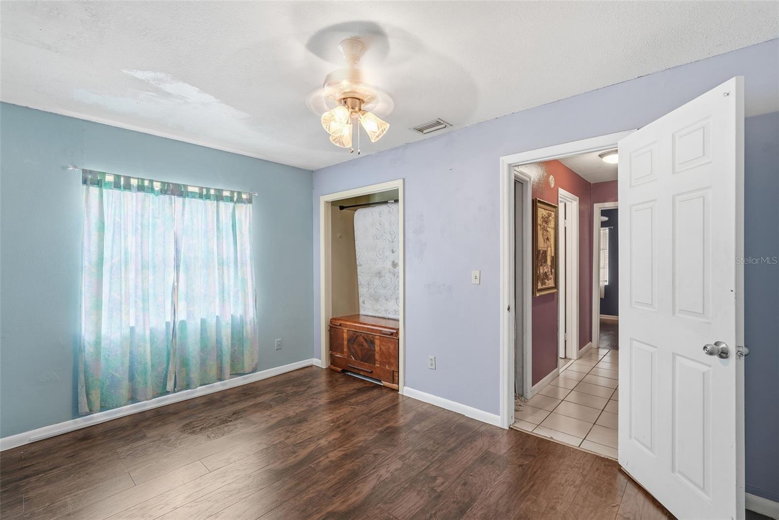 Image 15 of 26 For 17603 Cranbrook Drive