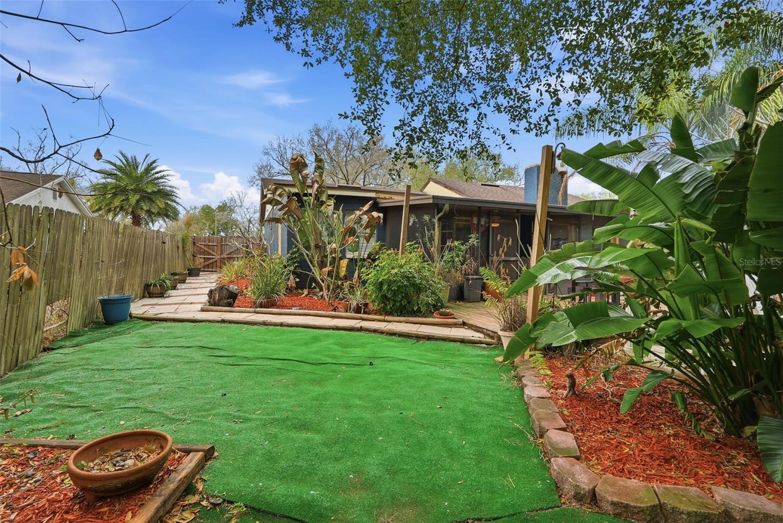 Image 21 of 26 For 17603 Cranbrook Drive