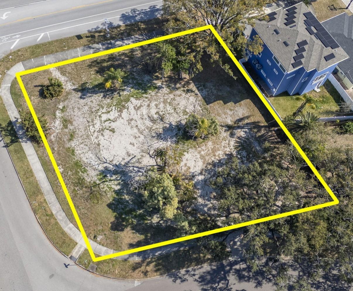 Listing photo id 3 for 116 Davis Boulevard