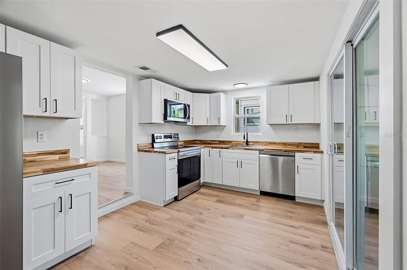 Image 18 of 37 For 110 1st Street