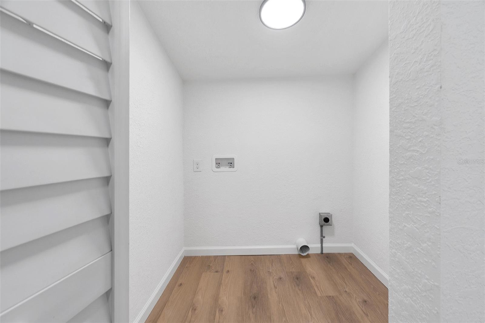 Image 25 of 37 For 110 1st Street