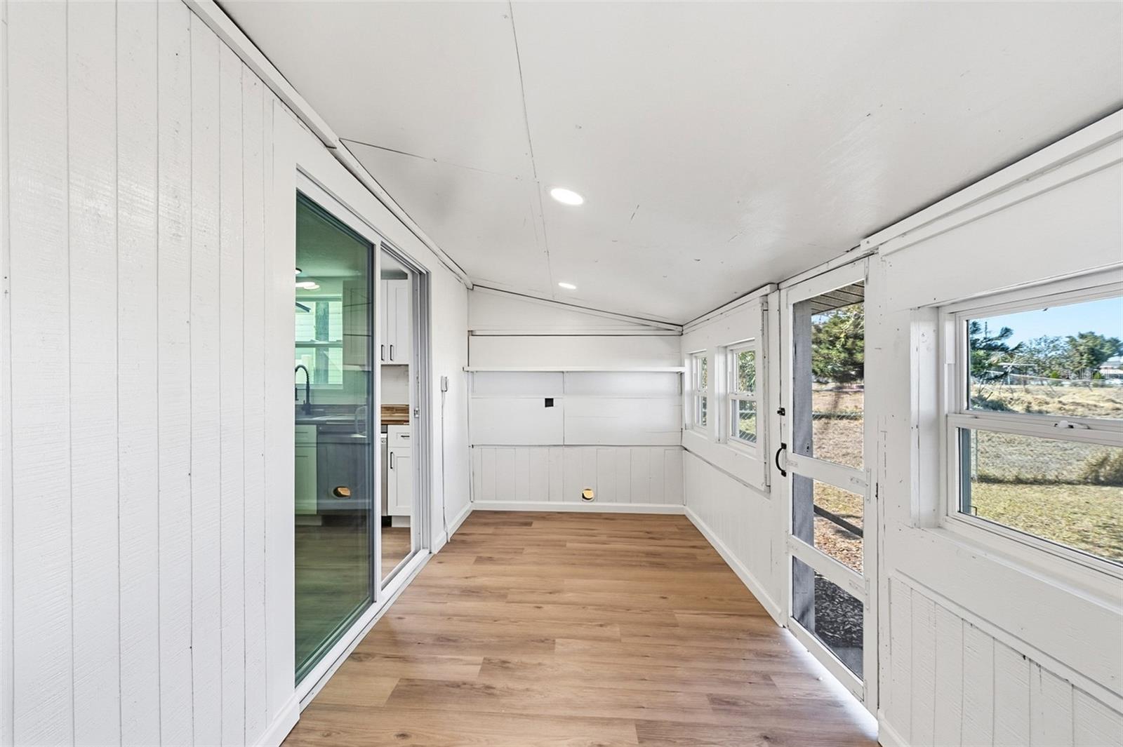 Image 27 of 37 For 110 1st Street