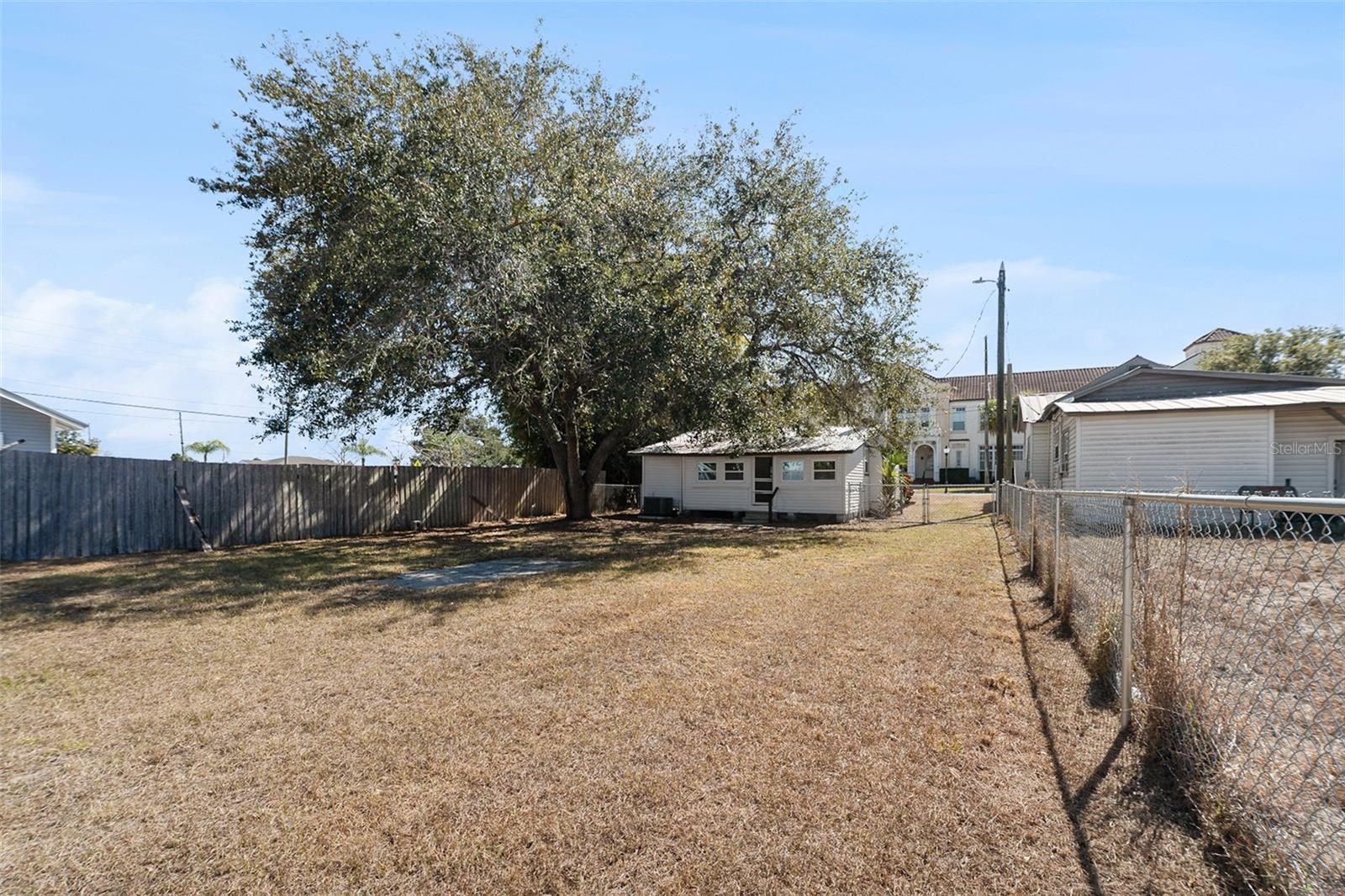 Image 30 of 37 For 110 1st Street