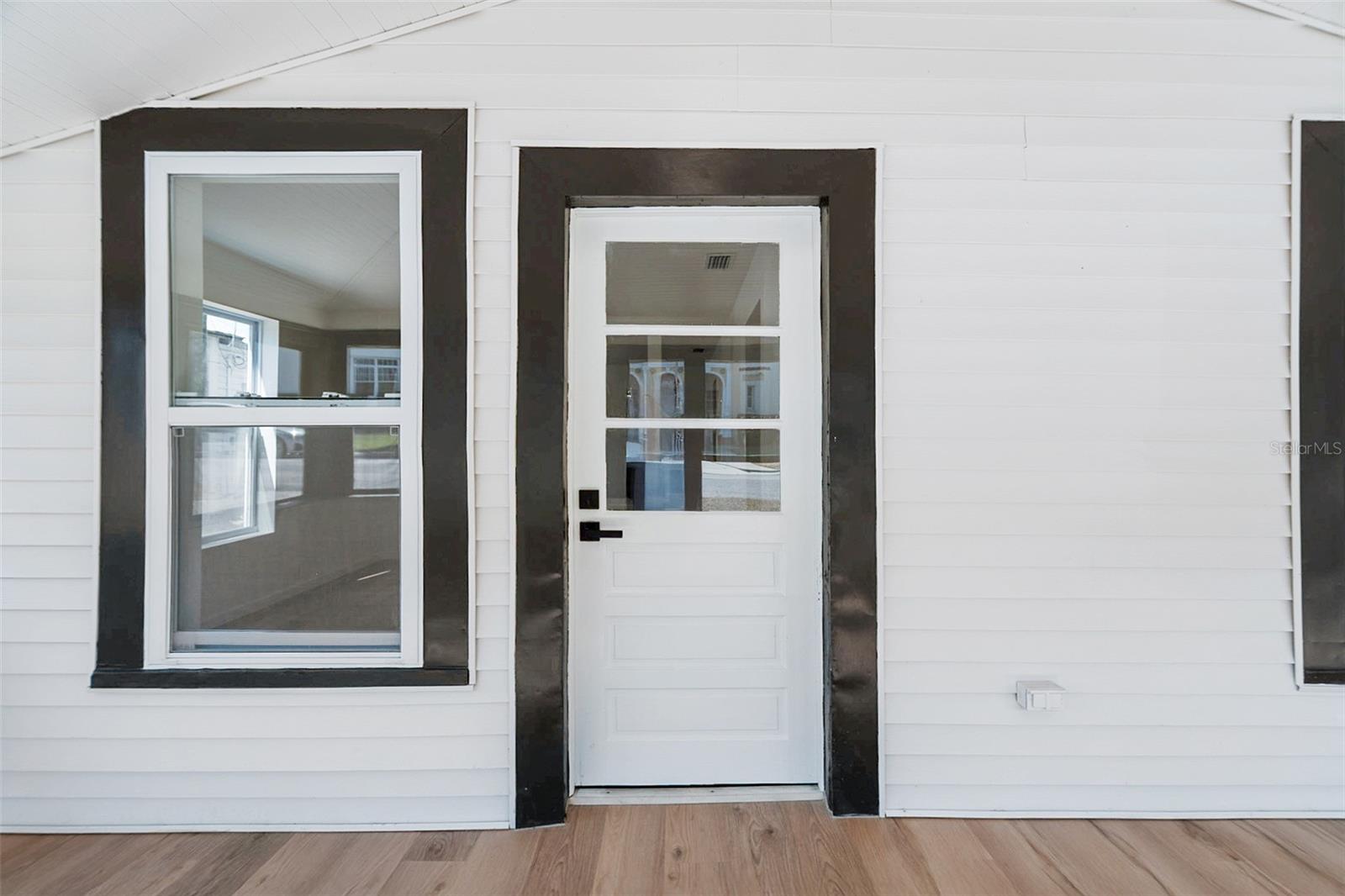 Image 4 of 37 For 110 1st Street