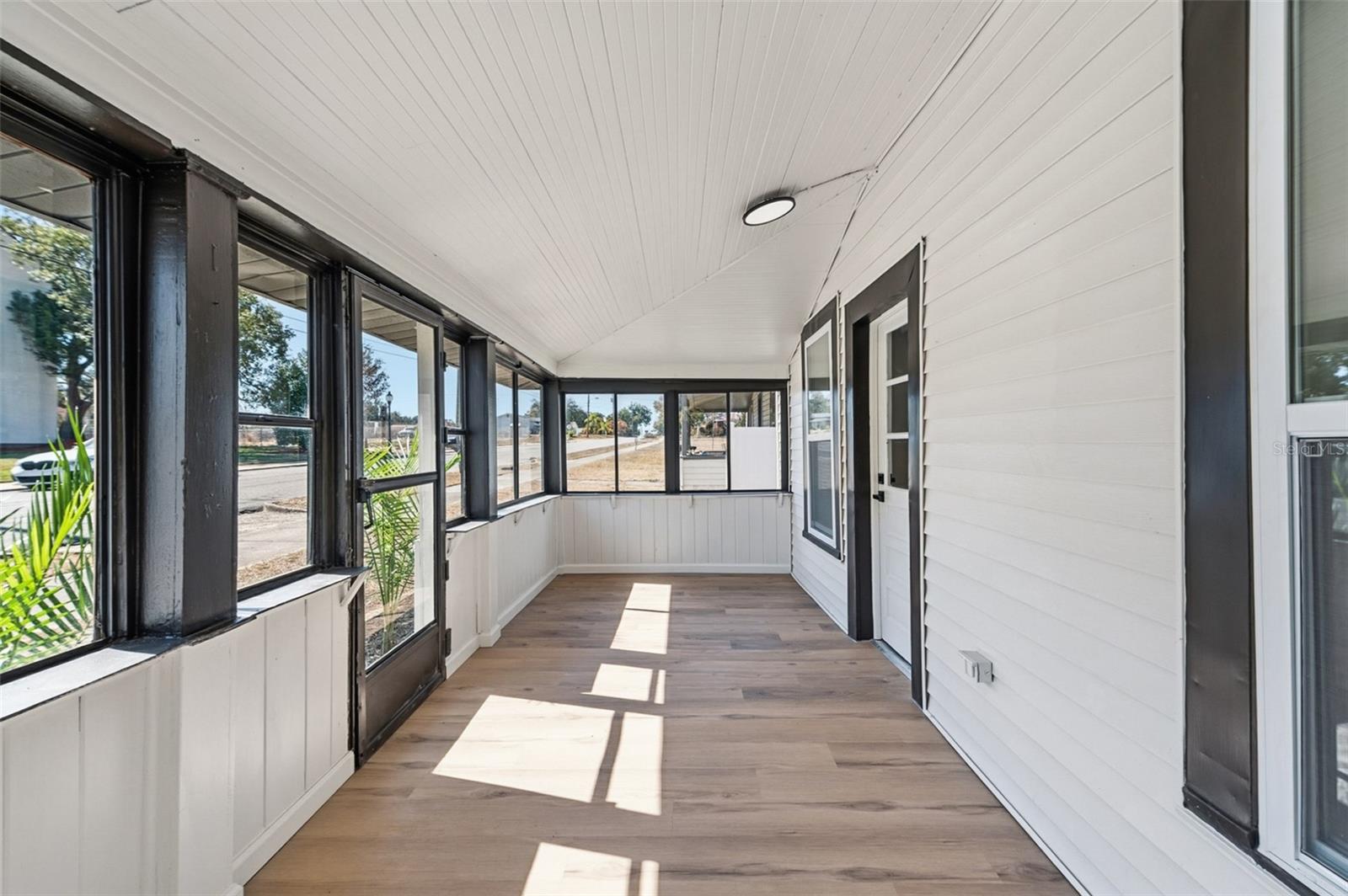 Image 5 of 37 For 110 1st Street