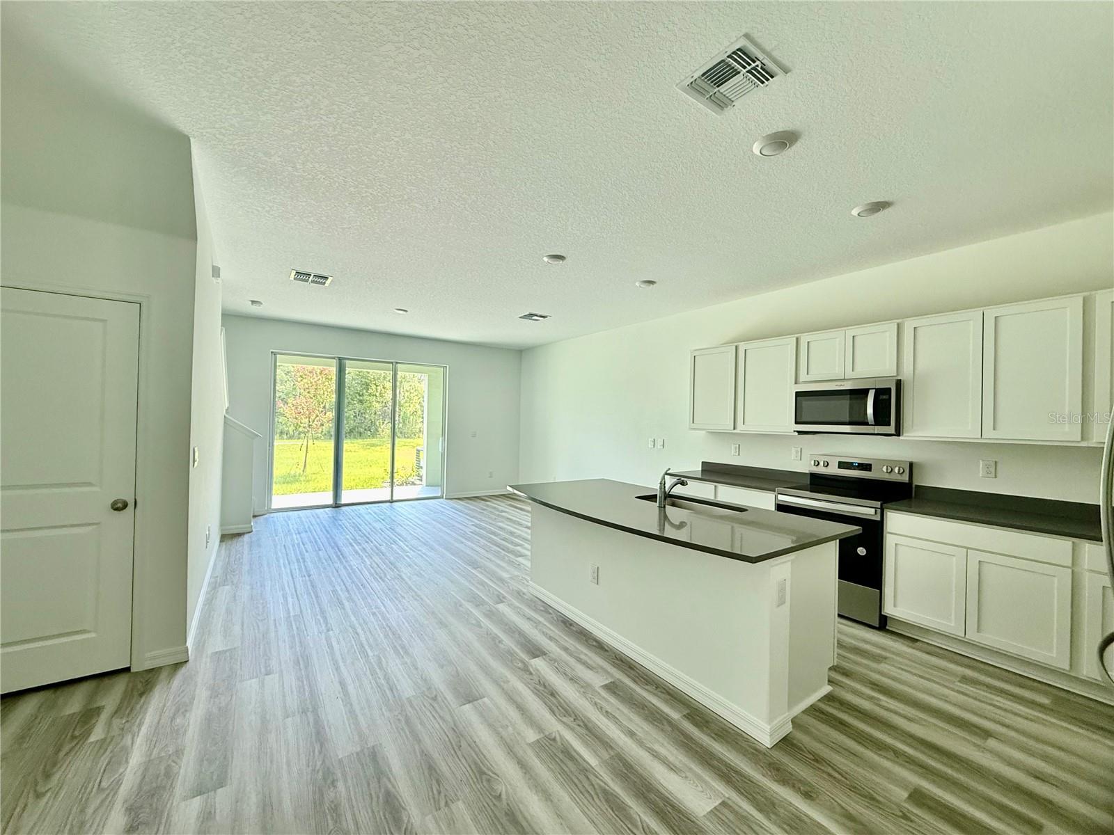 Image 3 of 23 For 11406 Velvet Apricot Drive