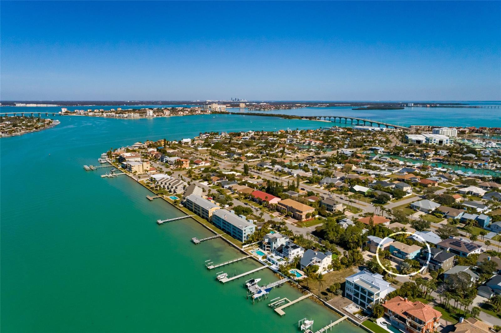 Listing photo id 67 for 407 8th Avenue N