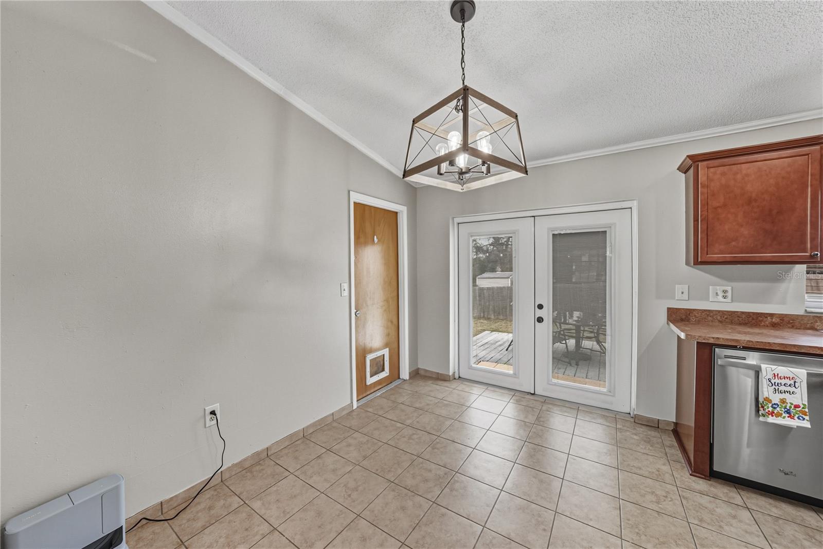 Image 11 of 30 For 36547 Jackson Avenue