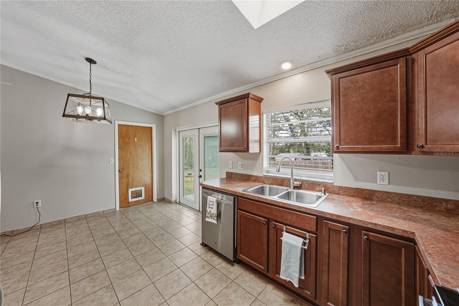 Image 16 of 30 For 36547 Jackson Avenue