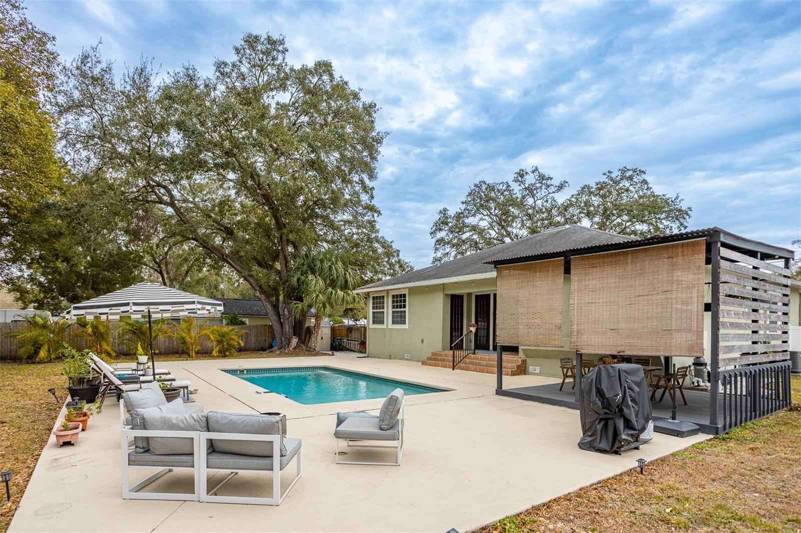 Image 34 of 51 For 1905 Burke Street