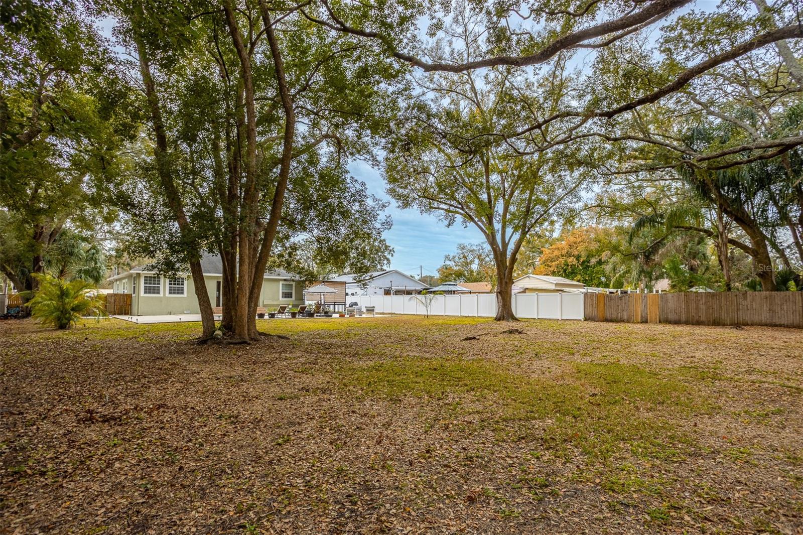 Image 36 of 51 For 1905 Burke Street