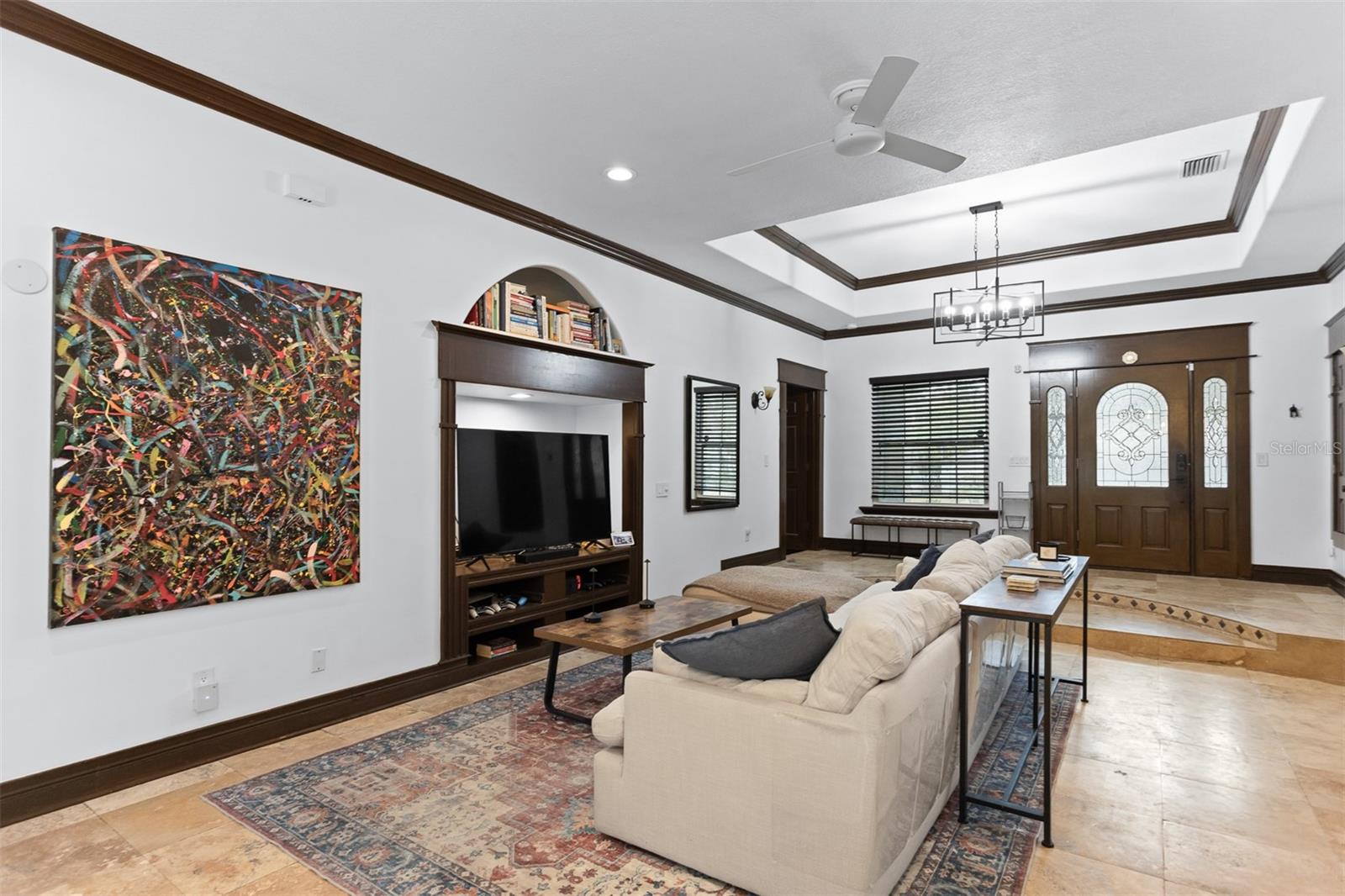 Image 8 of 51 For 1905 Burke Street