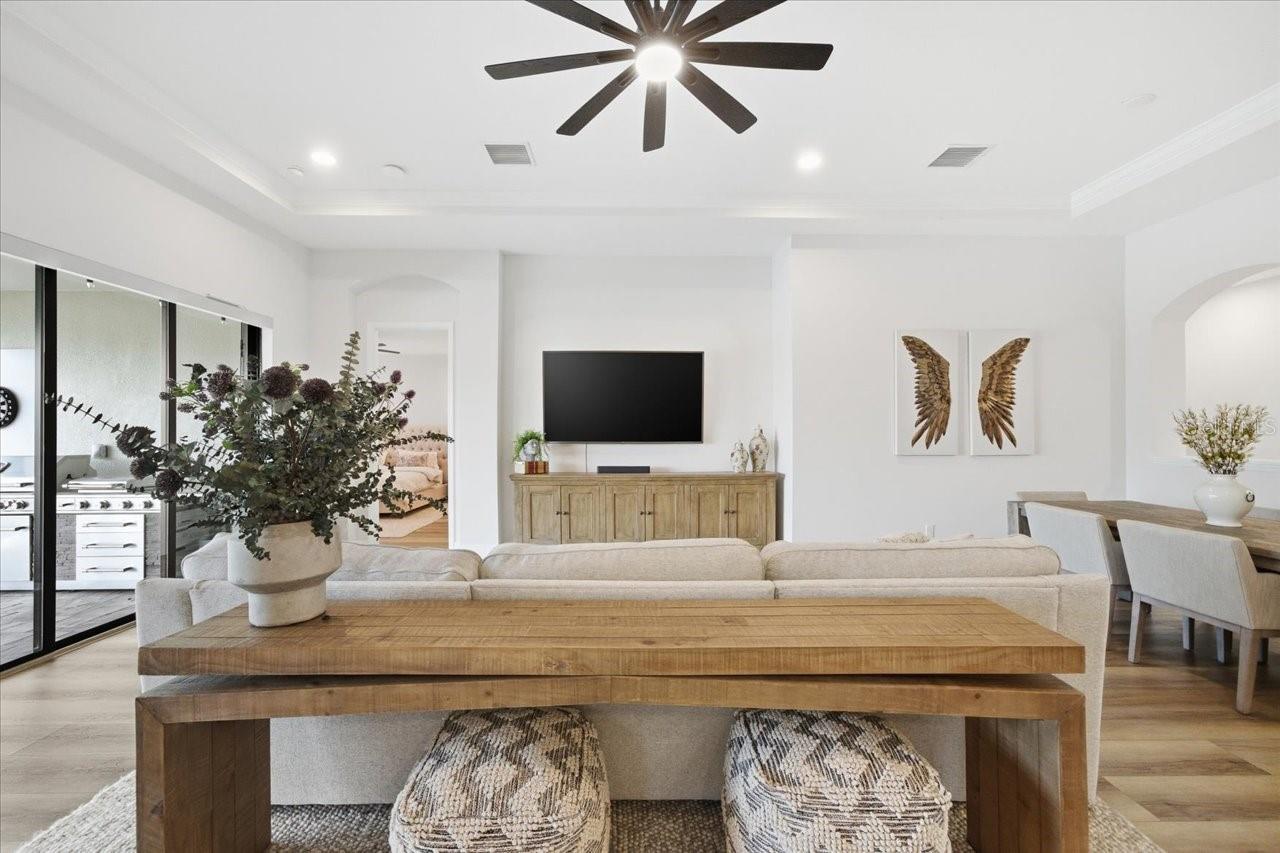 Image 20 of 63 For 4011 Burdick Loop