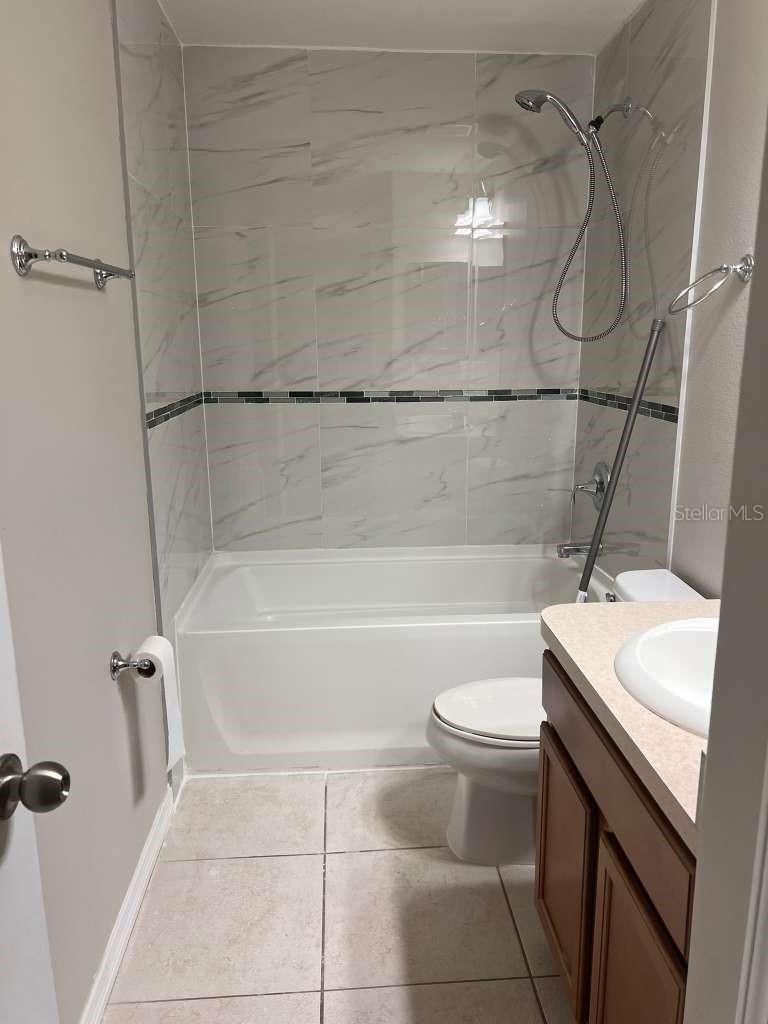 Image 14 of 15 For 12960 Trade Port Place