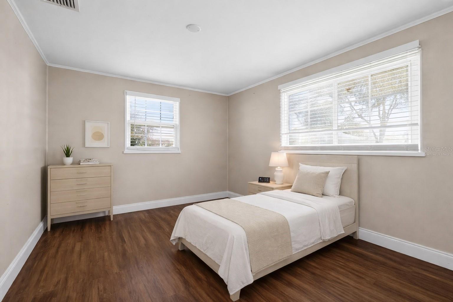 Image 5 of 21 For 146 Phoenetia Drive