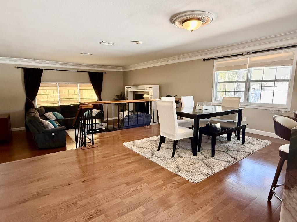 Image 9 of 49 For 2563 Knotty Pine Way