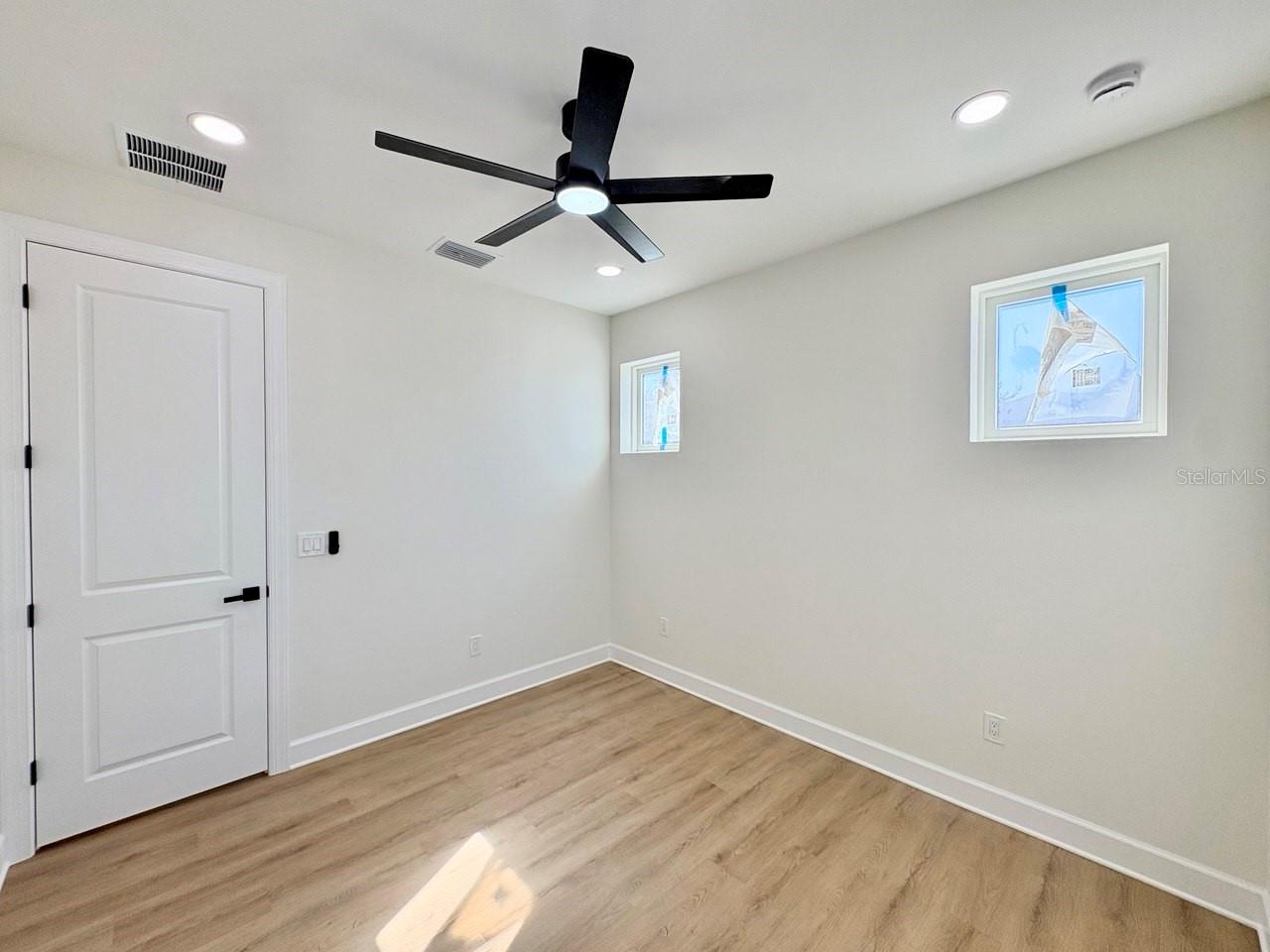 Image 12 of 16 For 1307 23rd Street