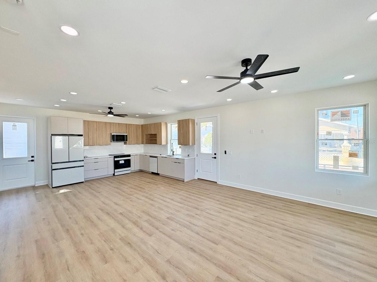 Image 5 of 16 For 1307 23rd Street