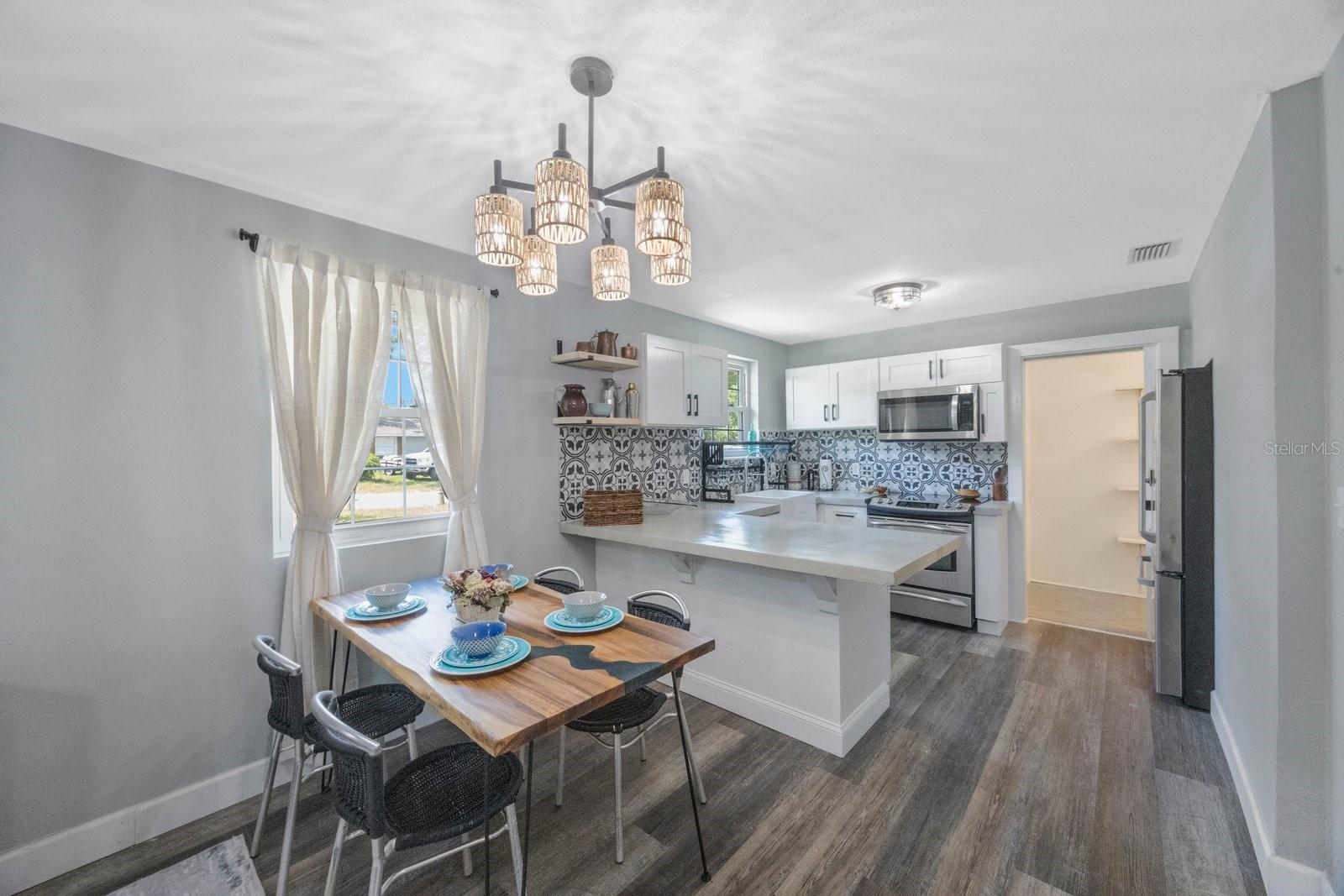 Image 10 of 40 For 1010 Fern Street