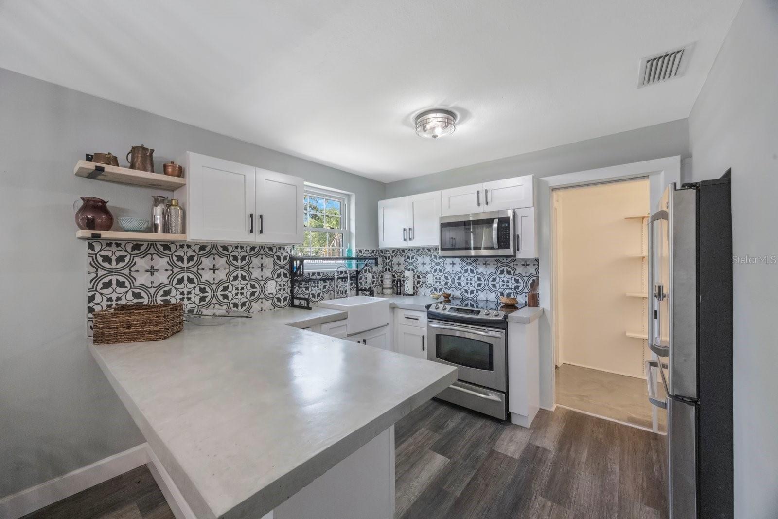 Image 11 of 40 For 1010 Fern Street