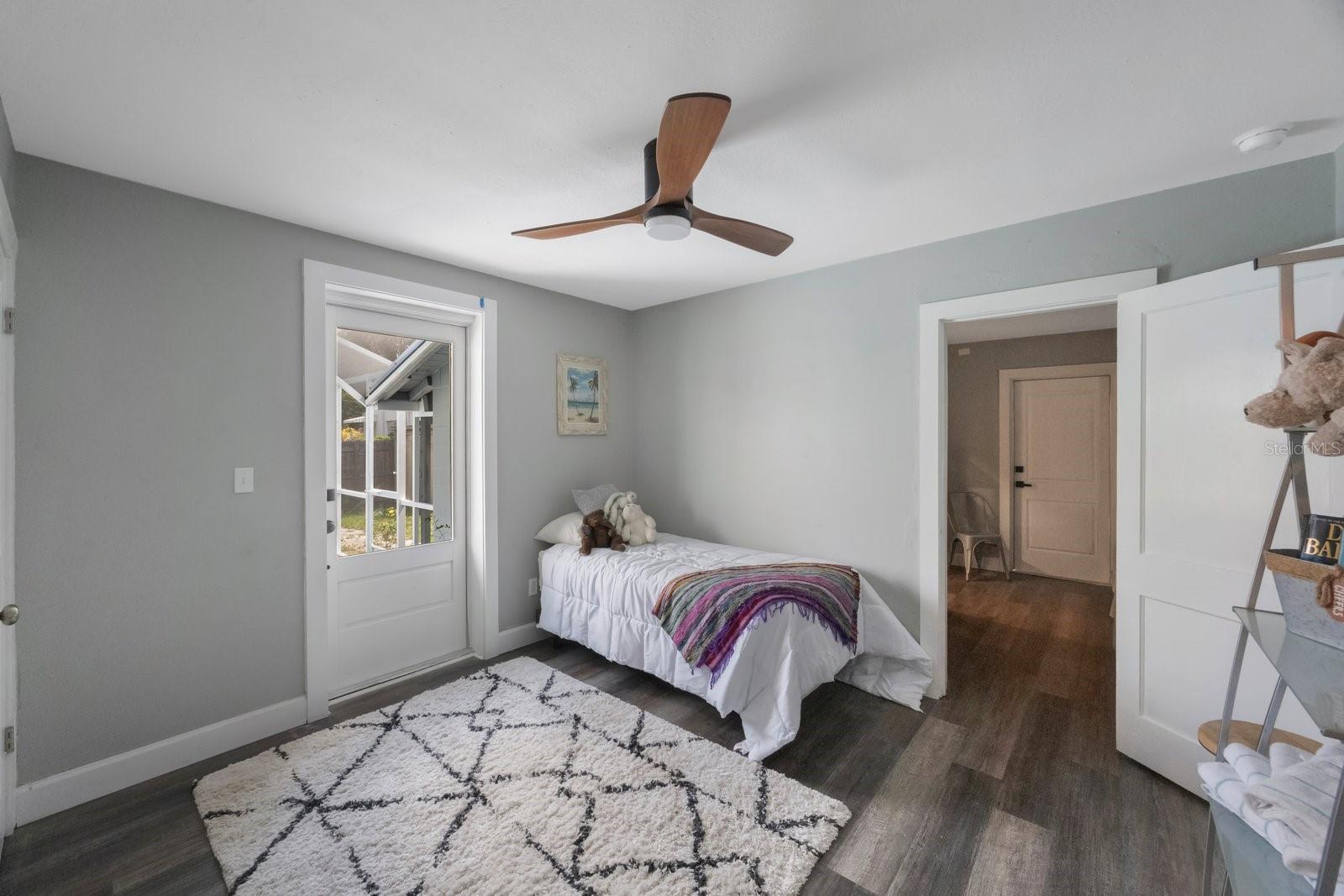 Image 21 of 40 For 1010 Fern Street