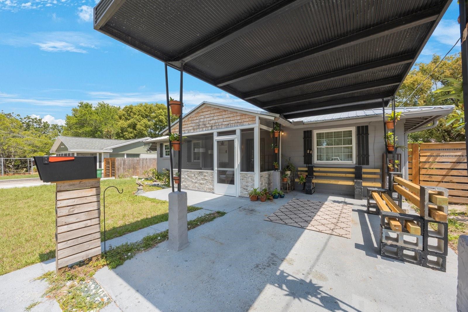 Image 3 of 40 For 1010 Fern Street