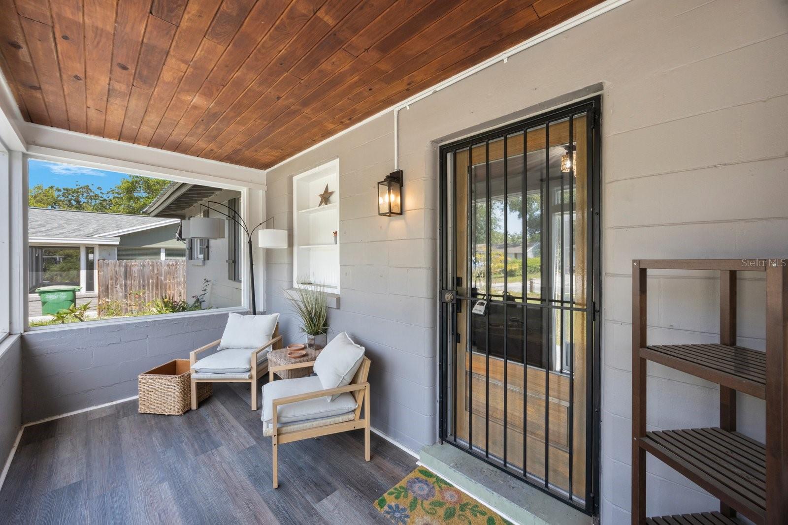 Image 4 of 40 For 1010 Fern Street