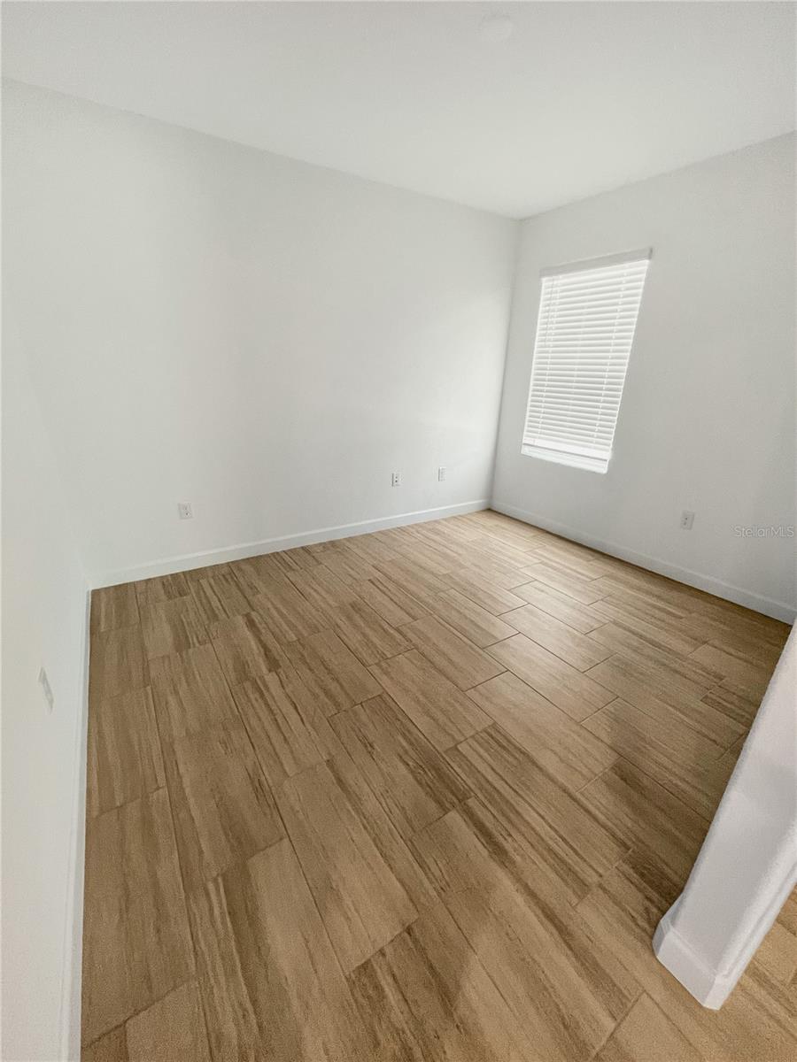 Image 12 of 28 For 16831 Forge Surf Street