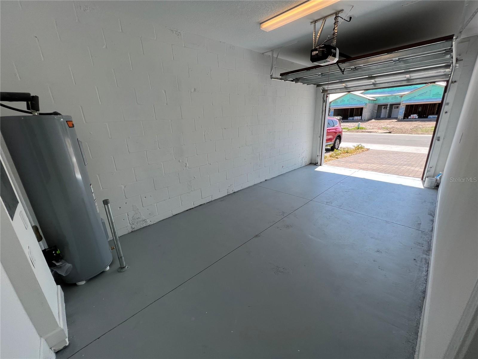 Image 25 of 28 For 16831 Forge Surf Street